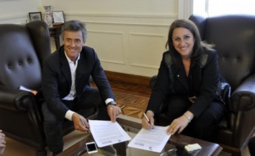FIRMA DE CONVENIO PARA EL ULTIMO TRAMO DE LA OBRA BUENOS AIRES - ROSARIO