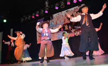 La Pe&ntilde;a Emanuel present&oacute; &ldquo;Amor a lo nuestro&rdquo;