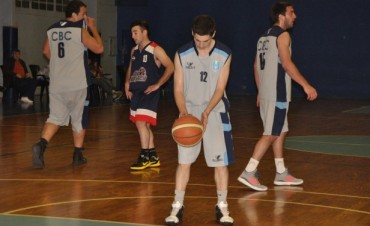 Campana Boat Club obtuvo la primera victoria en el torneo ante su gente