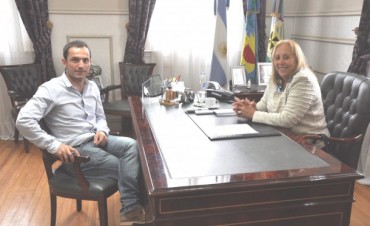 Giroldi recibi&oacute; a Abella en busca de una campa&ntilde;a &ldquo;sin agresiones&rdquo; 