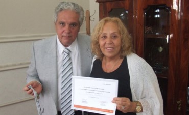 Un candidato a Concejal, entre los m&eacute;dicos  m&aacute;s prestigiosos del Pa&iacute;s