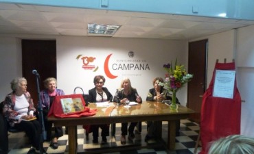Mar&iacute;a Melizza present&oacute; su libro &ldquo;Una ni&ntilde;a, una familia, un pueblo&rdquo;