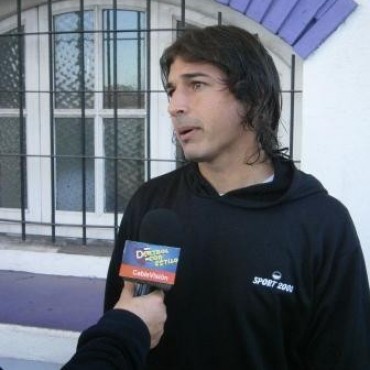 LA DERROTA DE VILLA D�LMINE EN JUJUY ANALIZADA POR LOS JUGADORES