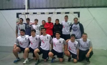 El equipo de cadetes de Campana Boat Club no para y tom&oacute; la punta del torneo