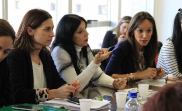 Sectores Massistas de Campana se manifestaron en apoyo a la Ley de Paridad de G&eacute;nero