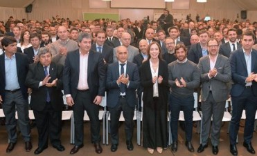 Abella particip&oacute; de la reuni&oacute;n de gabinete ampliado de Vidal 