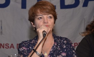 Mar�a Laura Torres Secretaria Gremial de S.U.T.E.B.A visit� la sede local