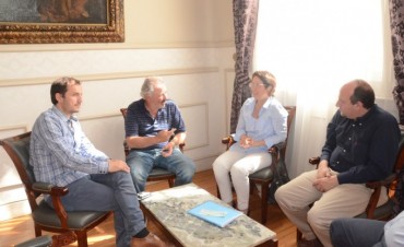El Intendente entreg&oacute; subsidios a dos instituciones de la ciudad
