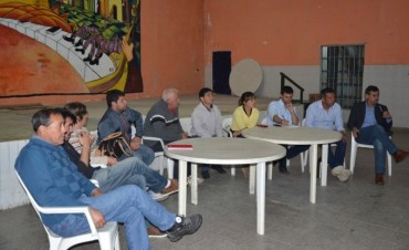 Funcionarios y concejales de Cambiemos se reunieron con vecinos de B&deg; Lubo 