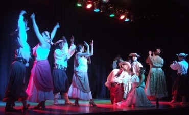 Se viene el espect&aacute;culo &ldquo;Canto y Danza en el D&iacute;a de la Madre&rdquo;