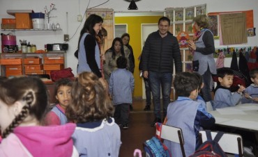 El Intendente visit&oacute; el Jard&iacute;n de Infantes N&ordm; 912