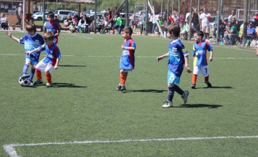Destacada actuaci&oacute;n de la Escuela Municipal de F&uacute;tbol en un encuentro en Maschwitz 