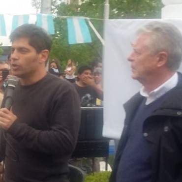  AXEL KICILLOF ESTUVO JUNTO A ROMANO EN CAMPANA