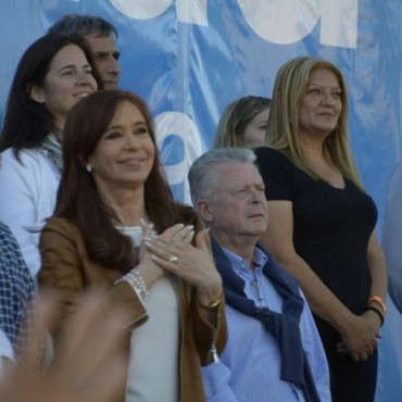 Rub&eacute;n Romano, invitado especial  de Cristina Kirchner en Escobar