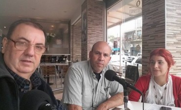 Segundo bloque desde Koval con los candidatos de 1 Pa&iacute;s y del Frente de Izquierda