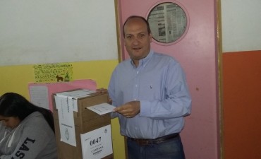 Sergio Roses emiti&oacute; su voto