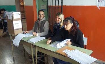 Contin&uacute;a desarroll&aacute;ndose con normalidad la jornada electoral