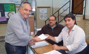 Juan Ghione: es criticable que una candidata a senadora no emita su voto