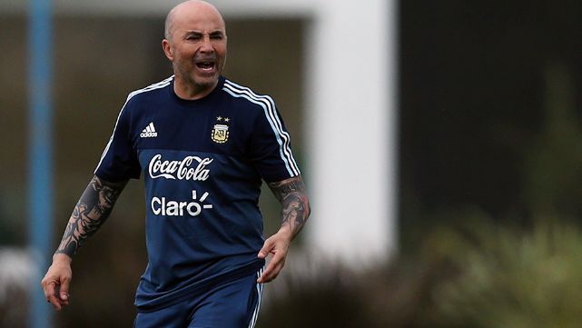 Empiezan a llegar los jugadores de la Selecci�n Argentina