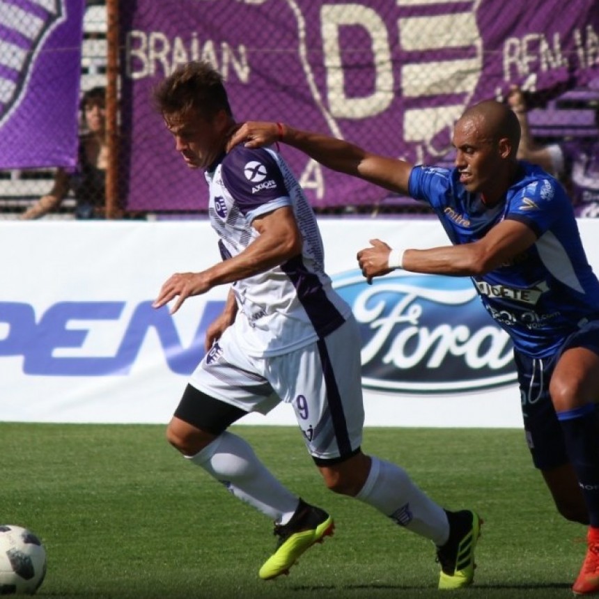 Villa D?&nbsp;lmine gener� muchas situaciones de gol pero no estuvo fino en la definici�n
