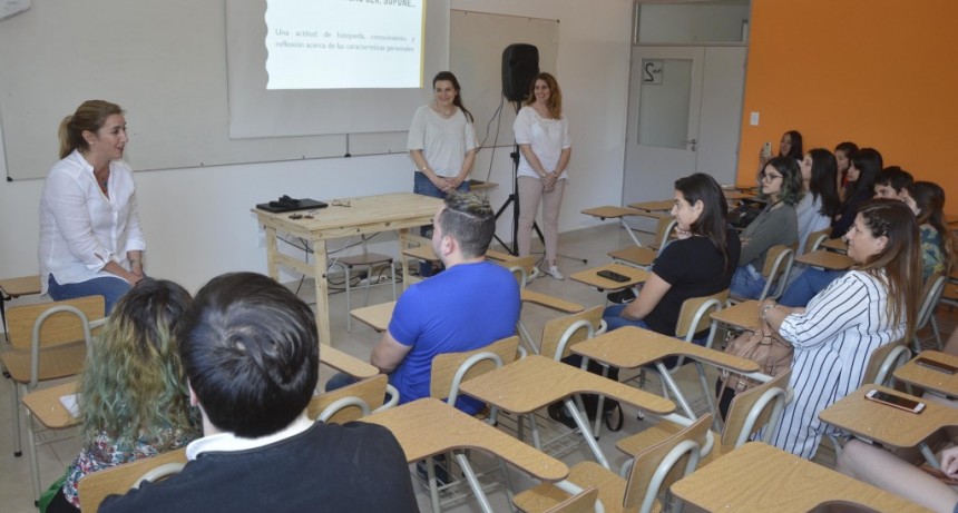 Comenz&oacute; un ciclo de charlas gratuitas destinadas a alumnos e interesados en comenzar el CBC