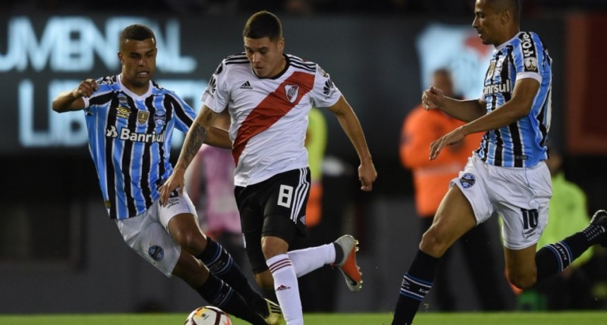 River Plate viaj� a Brasil para jugar la revancha con Gremio
