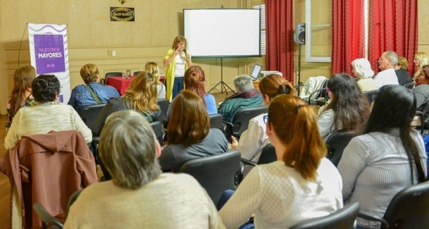 Cuidadores domiciliarios participaron de una nueva capacitaci&oacute;n gratuita