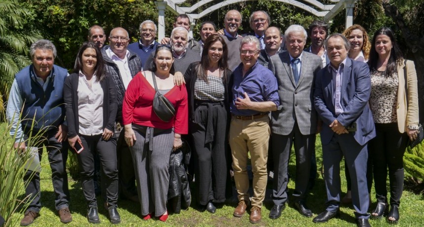 Rub&eacute;n Romano reuni&oacute; en Campana a importantes referentes de la producci&oacute;n