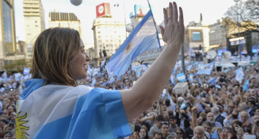 VIDAL ACOMPA&Ntilde;&Oacute; A MACRI EN LA MARCHA DEL S&Iacute; SE PUEDE EN EL OBELISCO
