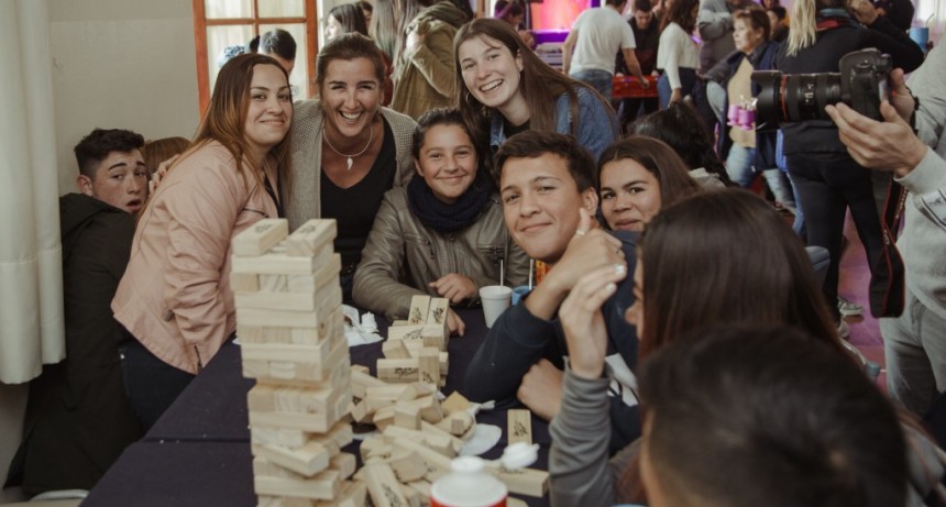 Schvartz destac&oacute; el gran protagonismo que tomaron los j&oacute;venes en la gesti&oacute;n Abella