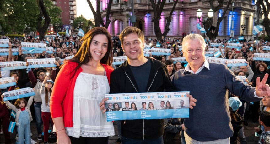 Axel Kicillof llam&oacute; a votar boleta completa