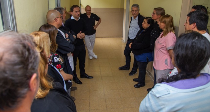El Intendente se reuni&oacute; con los m&eacute;dicos de guardia del hospital municipal   