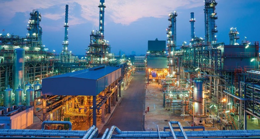 El Municipio reclamó a Axion medidas ante los fuertes olores