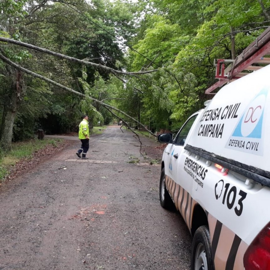 Intenso trabajo de Defensa Civil ante las fuertes tormentas 