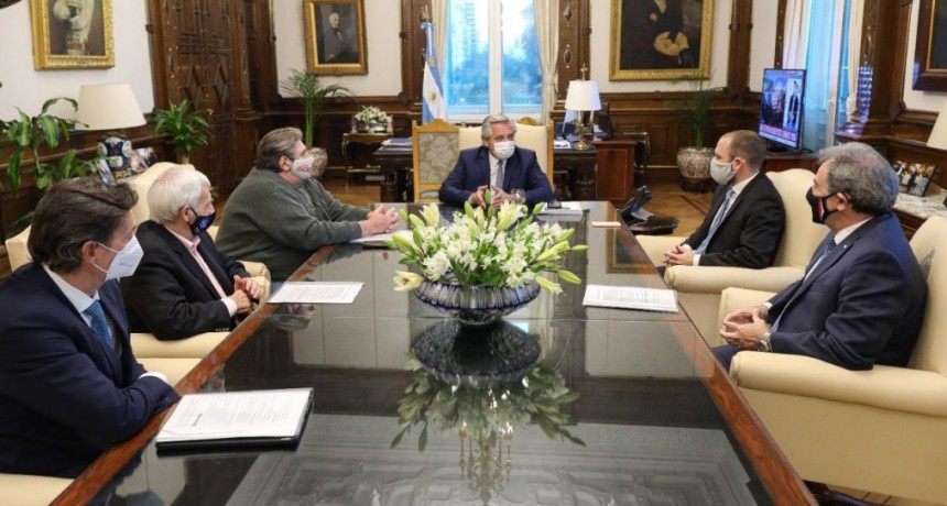Alberto Fernández se reunió con integrantes de la mesa automotriz