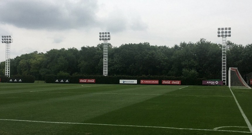 El River Camp está listo y el club espera que hoy le den el visto bueno