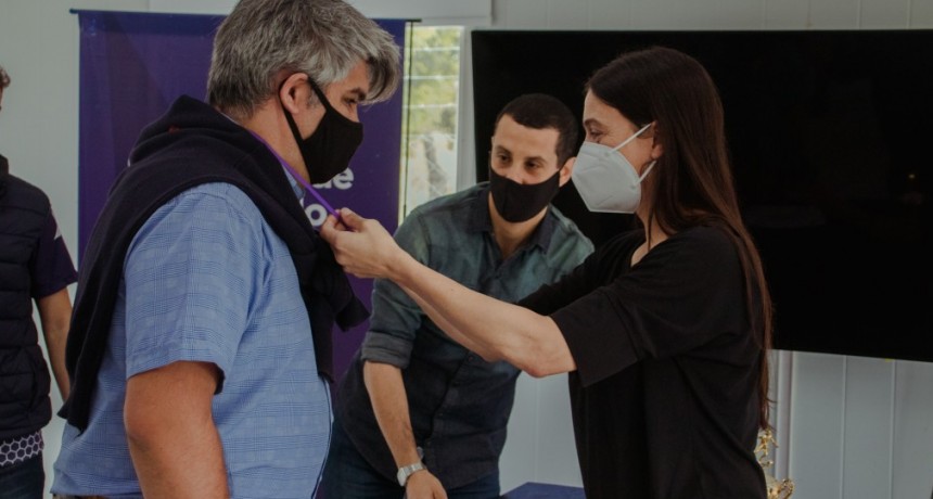 Abella reconoció a los alumnos de la Escuela Municipal de Fútbol Inclusivo que participaron de las “Olimpiadas Especiales”