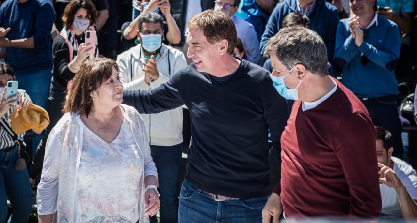 En Tigre Santilli, Ocaña y Manes lanzaron la campaña de Juntos