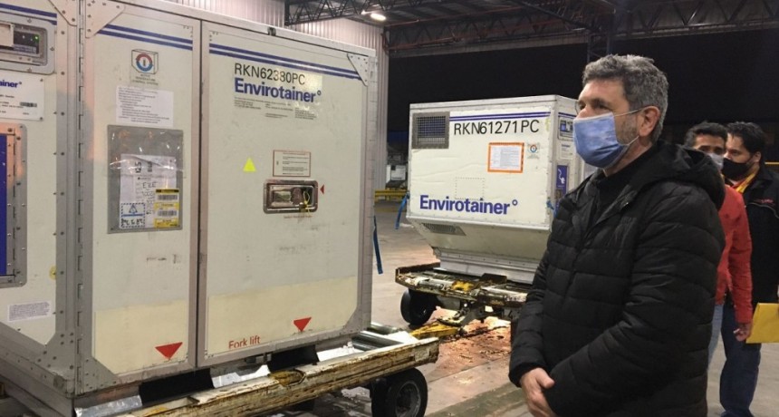 ARRIBARON AL PAÍS DOS CARGAMENTOS CON UN TOTAL DE 3.293.400 DE VACUNAS ASTRAZENECA 