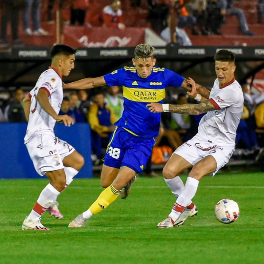 Amplia victoria de Boca para seguir subiendo en la tabla