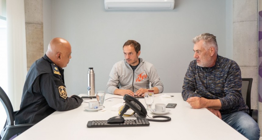 Seguridad: Abella recibió al nuevo jefe de la policía de Campana y le pidió intensificar los operativos
