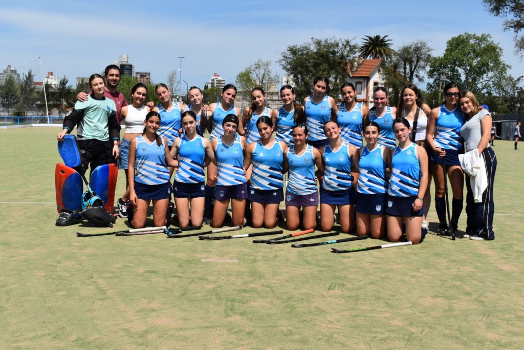 Hockey C.B.C : LA SEXTA DIVISIÓN LOGRÓ EL BICAMPEONATO 