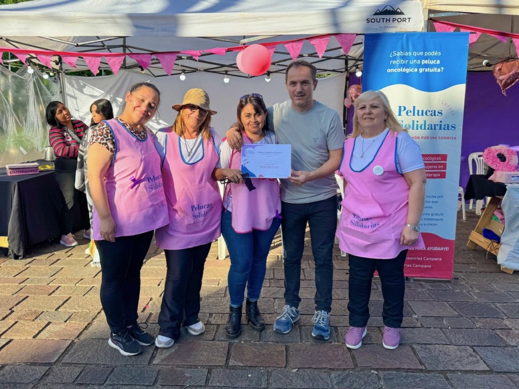 El Intendente acompañó una jornada de concientización sobre el cáncer de mama