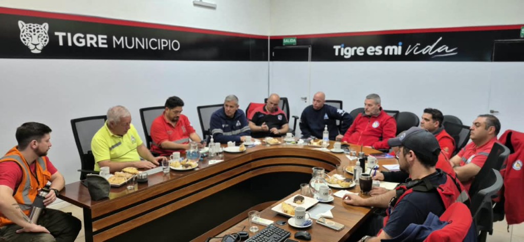 Defensa Civil Campana particip&oacute; de una reuni&oacute;n regional para planificar acciones de prevenci&oacute;n ante &ldquo;El Ni&ntilde;o&rdquo;