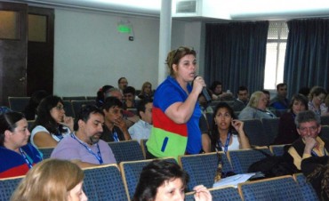 UDOCBA CIERRA CONGRESO EDUCATIVO Y CONFIRMA FECHA DE PARO