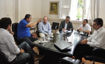 &ldquo;Para afrontar un problema como la inseguridad, hay que dejar las bander&iacute;as pol&iacute;ticas de lado&rdquo;