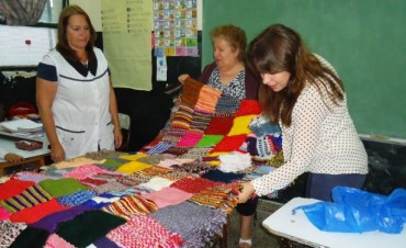 Alumnos y Familiares de la Escuela N&deg; 5, juntos en una obra solidaria para los abuelos del &ldquo;Hogar de Ancianos&rdquo;