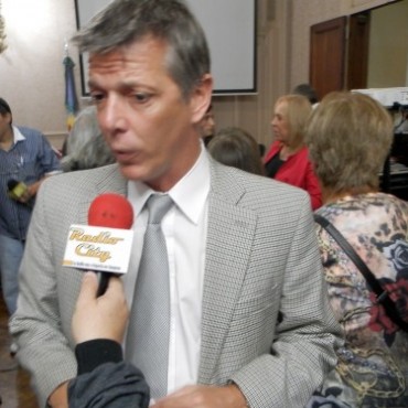 Axel Cantlon: &ldquo;celebramos que la intendente haya atendido al proyecto que presentamos en el Concejo Deliberante el &uacute;ltimo jueves y otorgue el adicional a los trabajadores&rdquo;