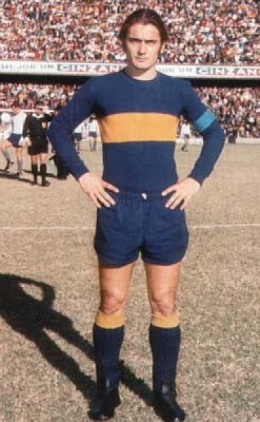 Rub&eacute;n Su&ntilde;e en Futbol con Estilo Boca