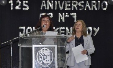La Intendente Giroldi particip&oacute; del 125&ordm; Aniversario de la Escuela N&ordm; 7